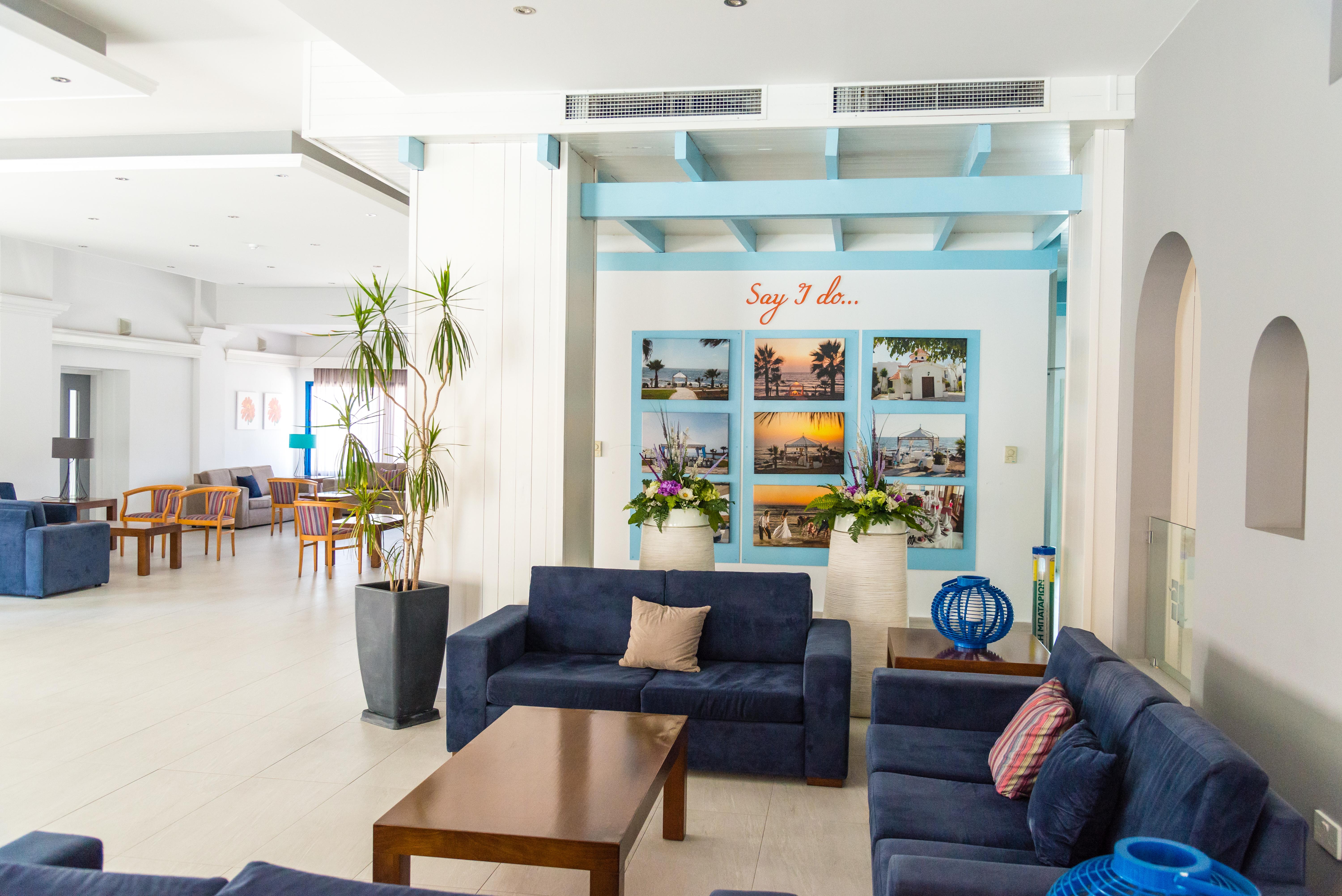 Kefalos Damon Hotel Apartments Paphos Bagian luar foto