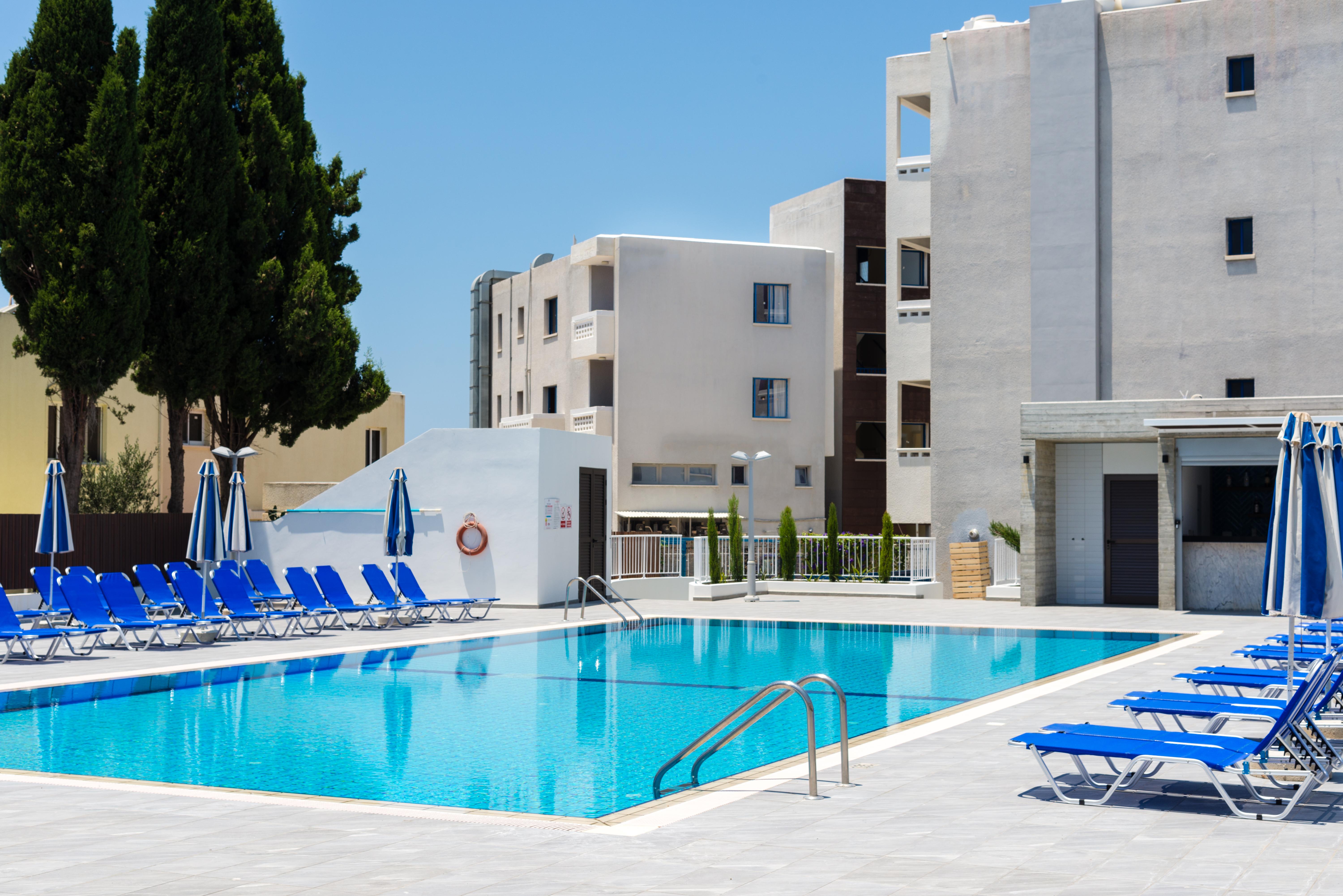 Kefalos Damon Hotel Apartments Paphos Bagian luar foto