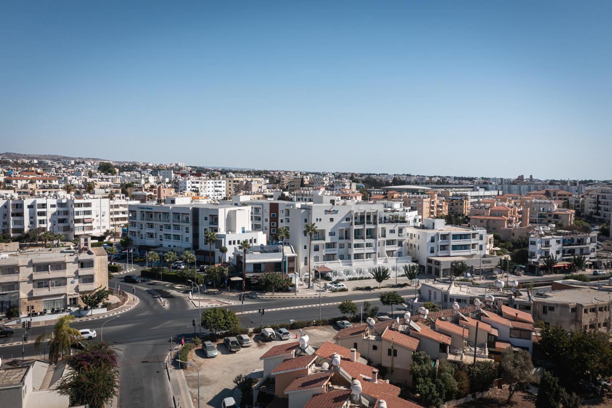 Kefalos Damon Hotel Apartments Paphos Bagian luar foto