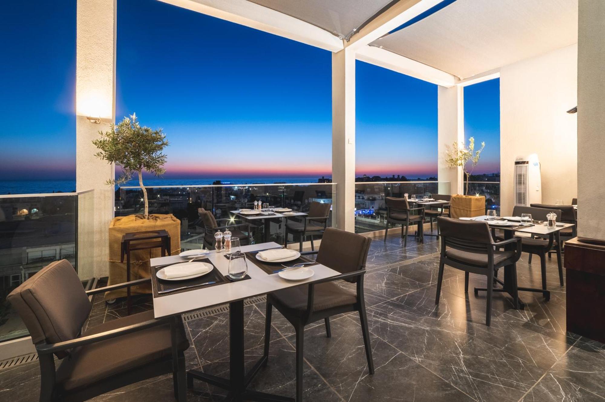 Kefalos Damon Hotel Apartments Paphos Bagian luar foto