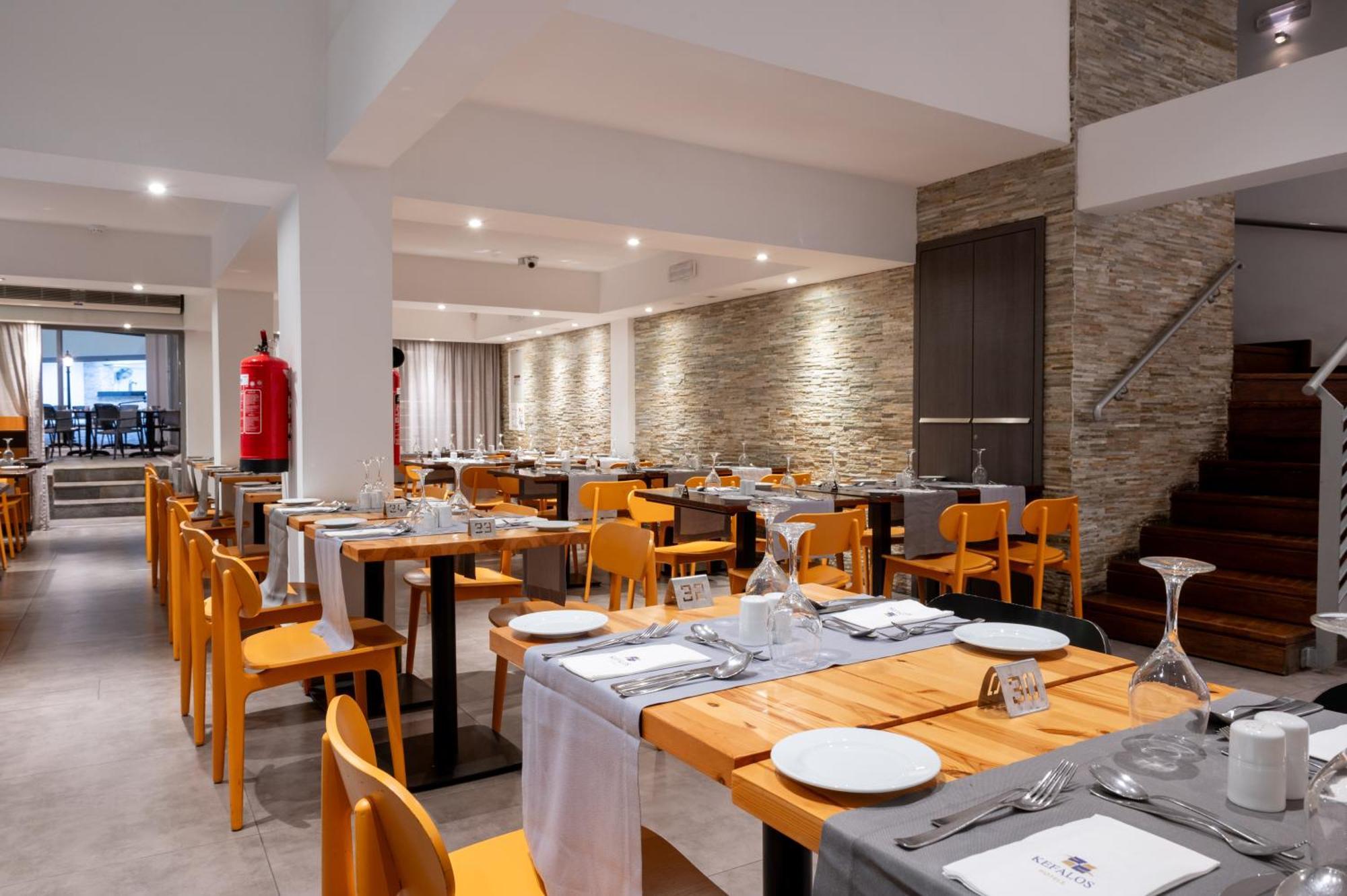Kefalos Damon Hotel Apartments Paphos Bagian luar foto